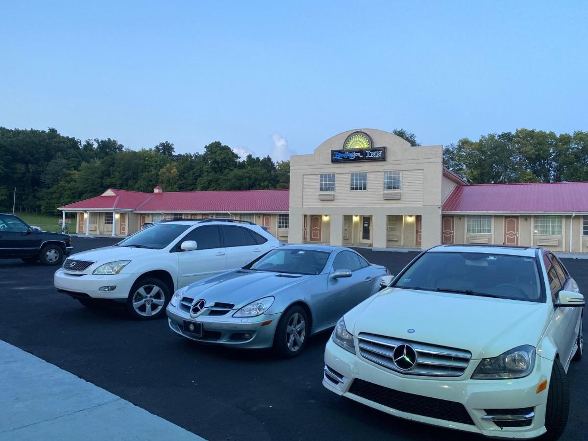 Huntington Inn Bagian luar foto